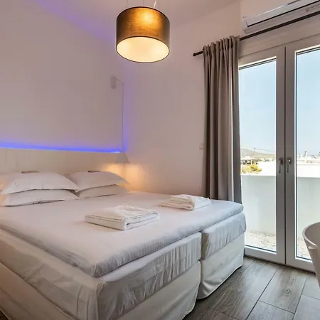 Apartment White Rock Milos Adamantas (Milos)