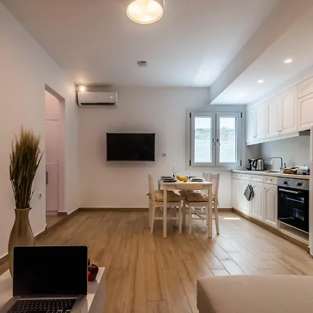 Apartment White Rock Milos *