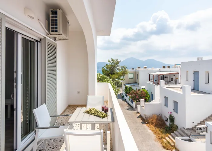 White Rock Milos Daire Adamantas (Milos)