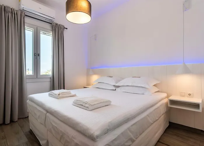 White Rock Milos Adamantas (Milos)