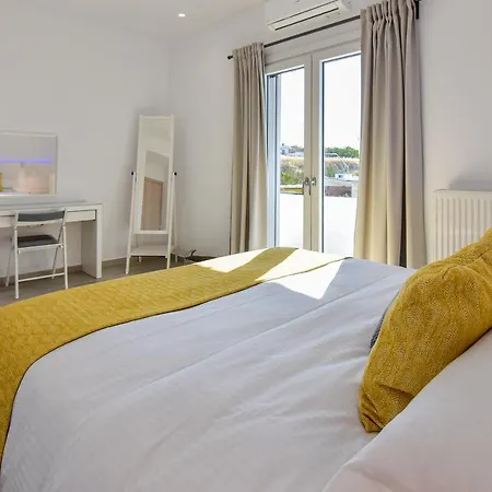 Apartment White Rock Milos *