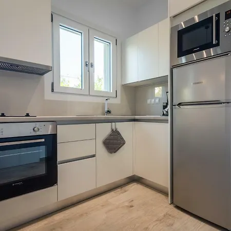 White Rock Milos Apartment