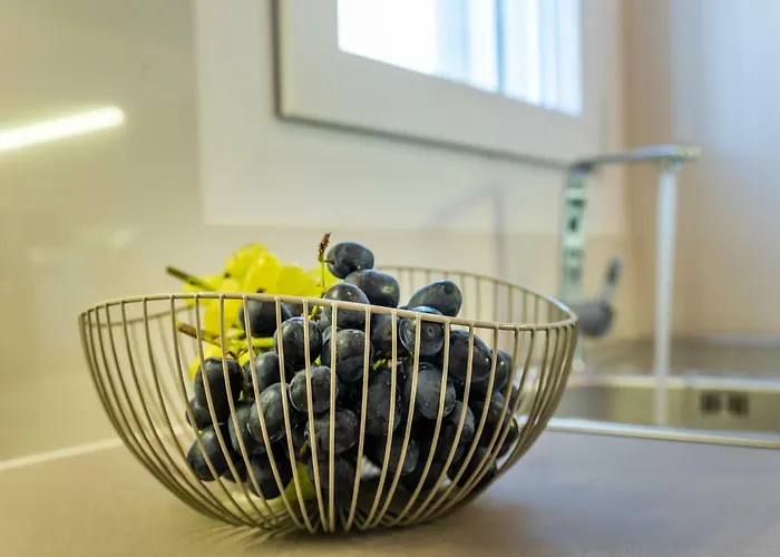 White Rock Milos 公寓 阿达玛斯