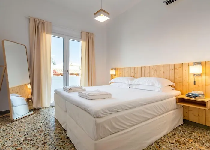 White Rock Milos 阿达玛斯